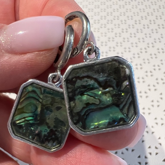 SALE !!!!!!!Set of 6 earrings in a glass box - Picture 10 of 12